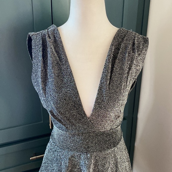 NWT Fraiche by J Shimmer Deep V-Neck Fit & Flare Minidress in Silver Metallic - Picture 3 of 7